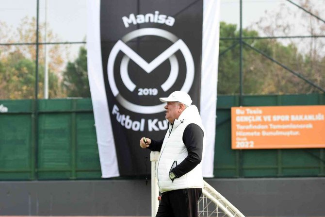 Manisa Fk’da Keçiörengücü Maçının Hazırlıkları Başladı