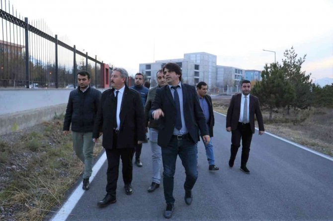 Melikgazi, Daha Konforlu Ve Seri Ulaşım İçin Yeni Alternatif Yol Çalışmasına Başladı