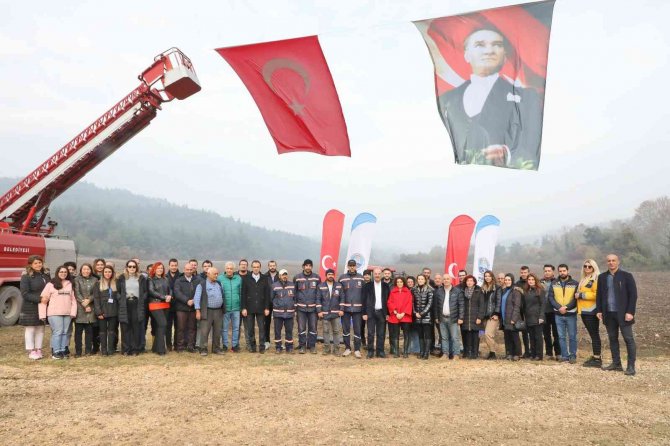 Mudanya Belediyesi Buğday Tohumlarını Toprakla Buluşturdu