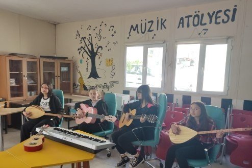 Okullar Arasındaki Farklılıkları En Aza İndirgeyen “Temel Eğitimde 10 Bin Okul Projesi” Tamamlandı