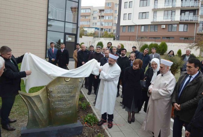 Bulgaristan’daki Osmanlı Mektebine Osmangazi Hizmeti