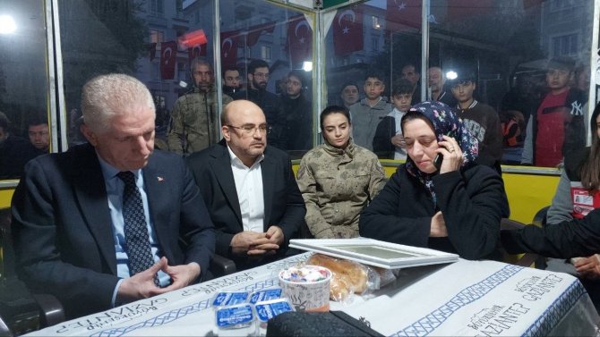 Şehit Annesinden Erdoğan Ve Bahçeli’ye Yürekleri Titreten Selam