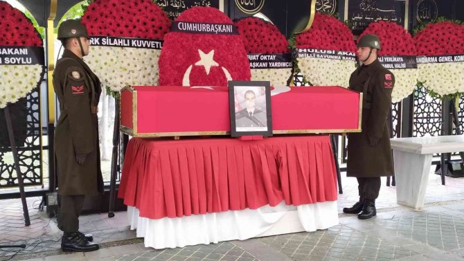 Pençe-kilit Operasyonu’nda Şehit Olan Halil İ̇brahim Yiğit Son Yolculuğuna Uğurlandı