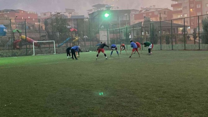 Siirt’te Tek Kadın Futbol Başkanı Destek Bekliyor