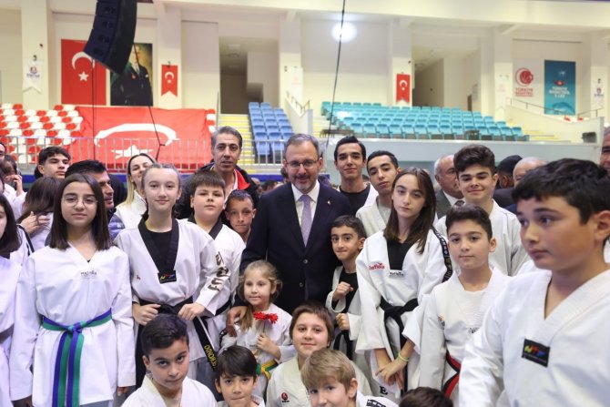 Bakan Kasapoğlu: "Ankara’da 20 Yıl Önce 30 Olan Spor Tesisi Sayısı Bugün 150’ye Yaklaşmış Durumda"