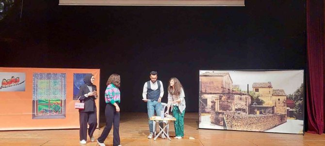 Polisler Ve Öğrenciler Bağımlılığa