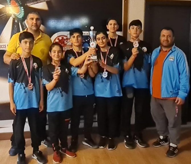 Tavas Dartta Tarih Yazdı