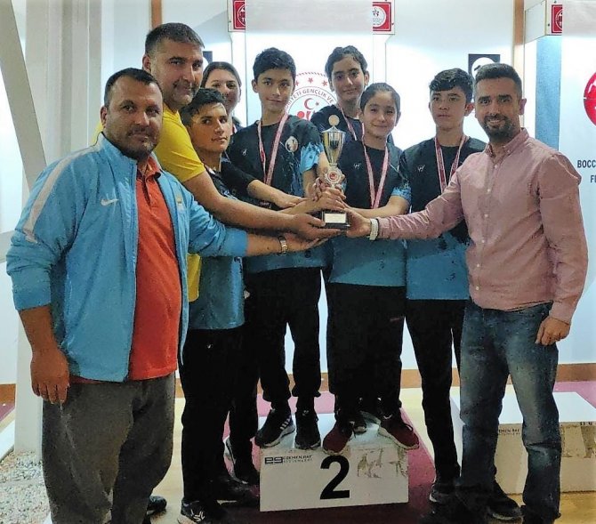 Tavas Dartta Tarih Yazdı