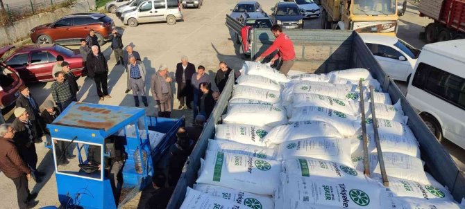 Türkelili Arıcılara 20 Ton Toz Şeker Dağıtıldı