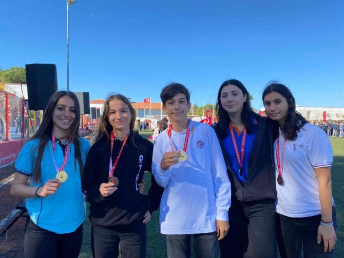 Ayvalıklı Atletler Türkiye Şampiyonası Öncesinde Buluştu