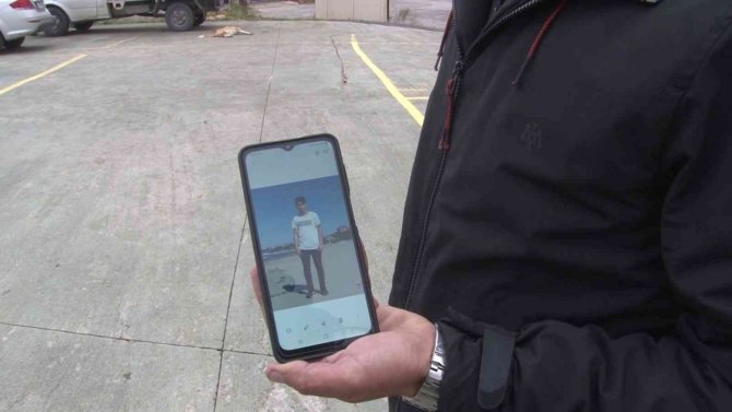 "Okula Gidiyorum" Diye Evden Çıkan Lise Öğrencisi 2 Gündür Kayıp