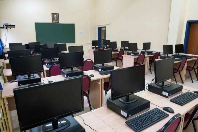 Teı’den Esogü Sivrihisar Myo’ya Bilgisayar Laboratuvarı