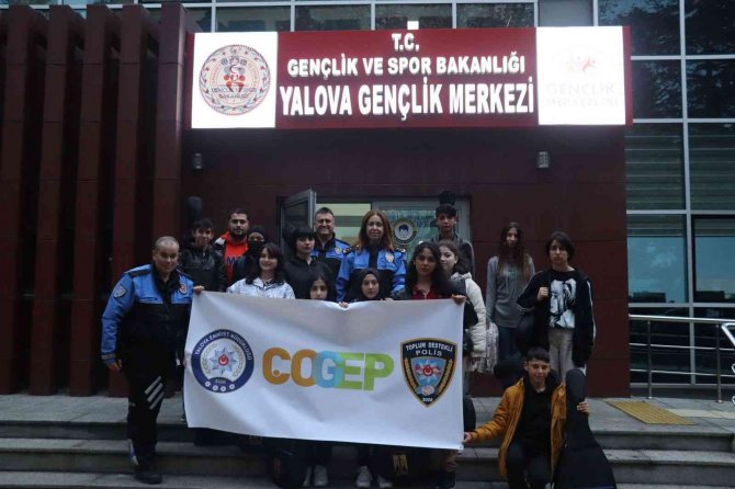 Yalova Polisinden ‘Her Şey Sizinle Güzel Projesi’