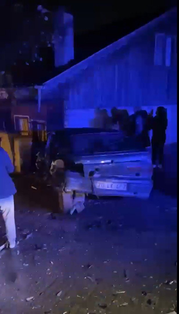 Radar Caddesi’nde Maddi Hasarlı Kaza