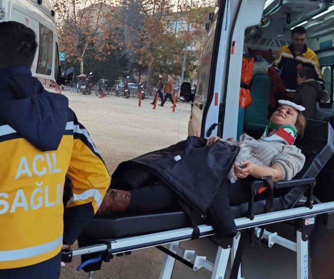 Bursa’da Anne Ve Oğlu Ölümden Döndü