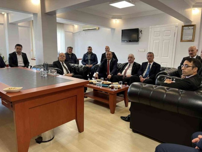 Vali Tutulmaz, "Yeni Osb Ve Sanayi Alanlarına İhtiyaç Var"