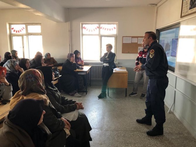 48 Anne Ve Anne Adayına Narkotik Eğitimi