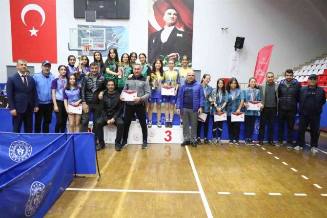 Aydın’da Okullararası Masa Tenisi İ̇l Birinciliği Müsabakaları Tamamlandı