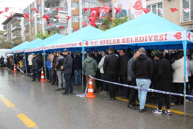Başkan Atay Kitap Kafe’yi Hizmete Açtı, Hanımevi İçin ’Söz’ Verdi