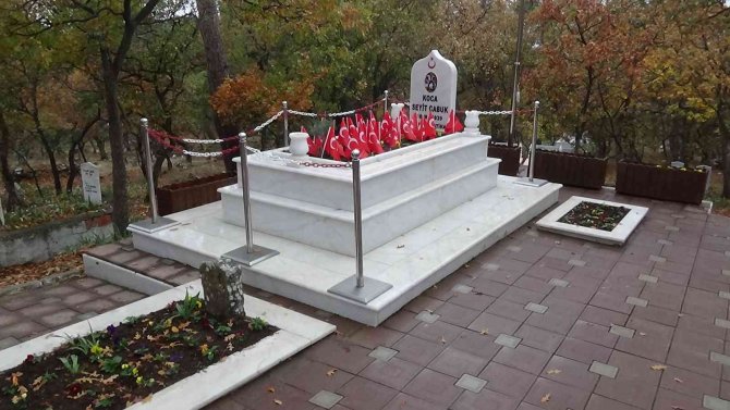 Çanakkale Kahramanı Koca Seyit Mezarı Başında Alındı