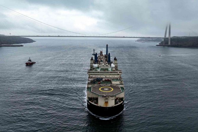 ’’Castorone’’ İ̇stanbul Boğazı’ndan Geçti