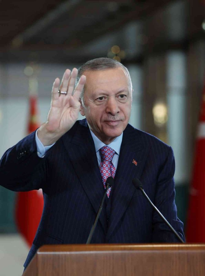 Cumhurbaşkanı Erdoğan: "Büyüme Rakamları Doğru İstikamette Yürüdüğümüzün En Son İşaretidir"