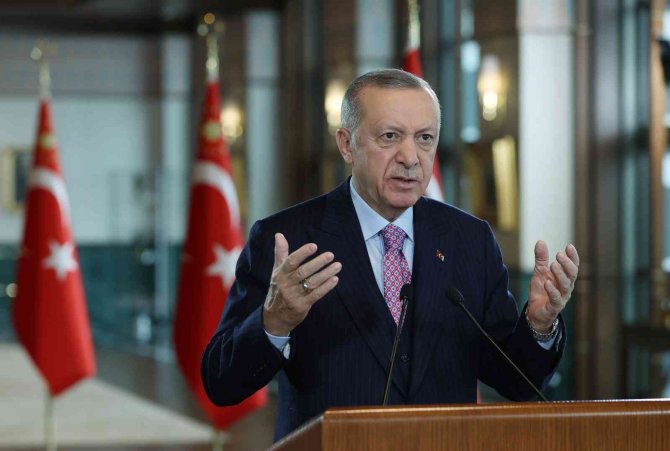 Cumhurbaşkanı Erdoğan: "Büyüme Rakamları Doğru İstikamette Yürüdüğümüzün En Son İşaretidir"