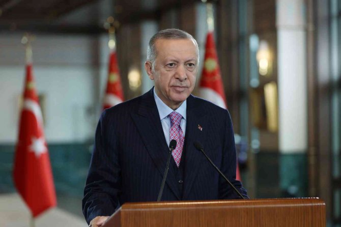 Ağrı Hamur-tutak-patnos Yolu Vakitten Yılda 70 Milyon, Yakıttan 41 Milyon Lira Tasarruf Sağlayacak