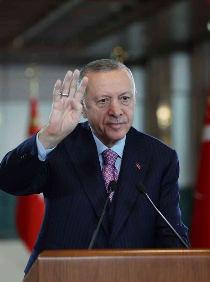 Ağrı Hamur-tutak-patnos Yolu Vakitten Yılda 70 Milyon, Yakıttan 41 Milyon Lira Tasarruf Sağlayacak