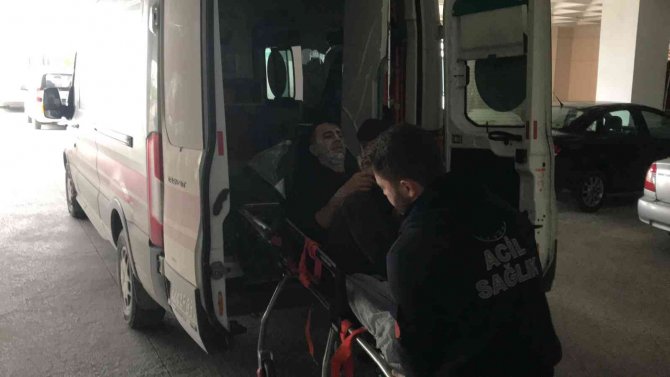 Edirne’de Tır Sürücüsünün Piknik Tüpü Patladı: 1 Yaralı