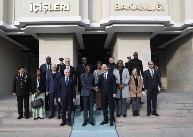 Bakan Soylu, Gambiya Cumhurbaşkanı Yardımcısı Joof İle Bir Araya Geldi