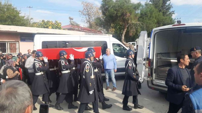 Kalp Krizi Sonucu Ölen Uzman Çavuş Osmaniye’de Toprağa Verildi