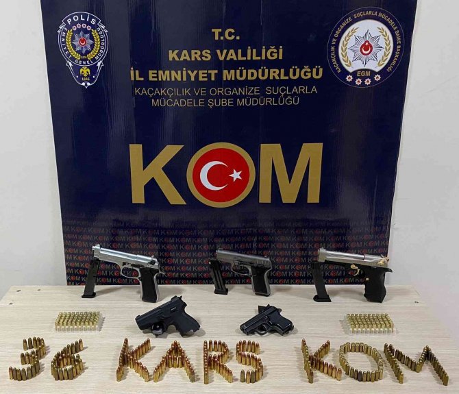 Kars’ta 9 Tabanca Ele Geçirildi