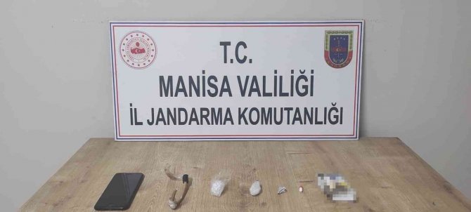 Manisa’da Jandarmadan Uyuşturucu Operasyonu