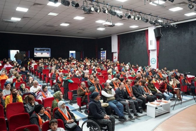 Yalova’da Mülteci Kadınlara Yönelik Şiddetle Mücadele Semineri