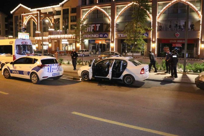 Avm Önünde Bir Kişinin Öldüğü Silahlı Kavganın Şüphelisi Gürcistan’da Yakalandı