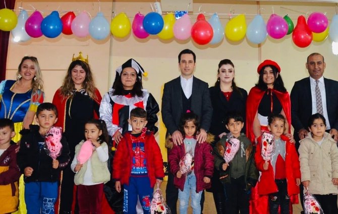 Uludere’de Minik Öğrenciler Tiyatro İle Tanıştı