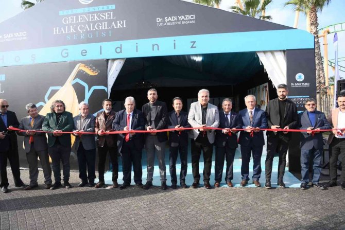 Türk Dünyası’nın Geleneksel Halk Çalgıları Tuzla’da Sergileniyor