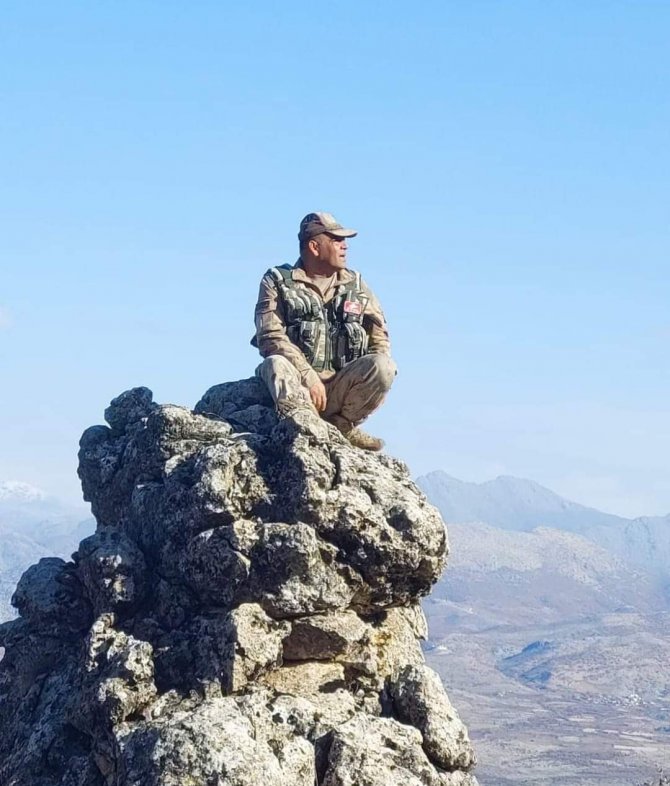 Kalp Krizi Sonucu Ölen Uzman Çavuş Osmaniye’de Toprağa Verildi