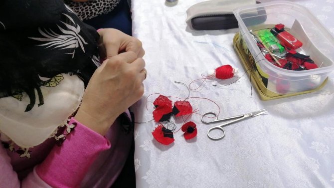 Yunusemreli Kadınlar İğne Oyası Ve Dikiş Öğreniyor