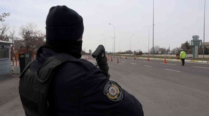 Karayollarında Uzun Namlulu Silahlarla Sıkı Denetim