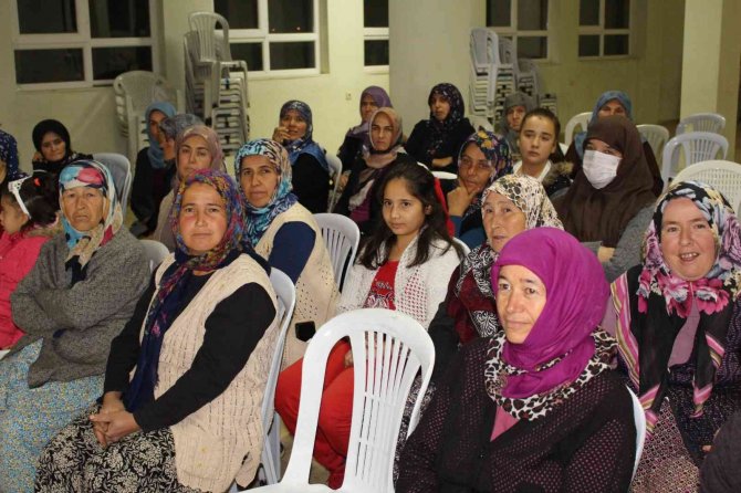 Elmalı’da Kadın Çiftçilere Eğitim Verildi