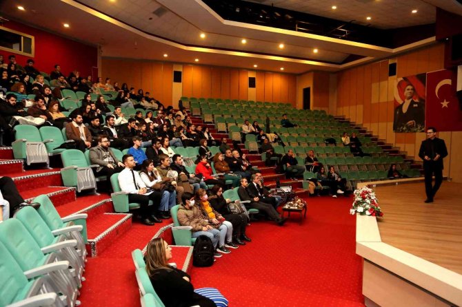 Adü’de ‘Sahne Korkusu’ Eğitimi Verildi