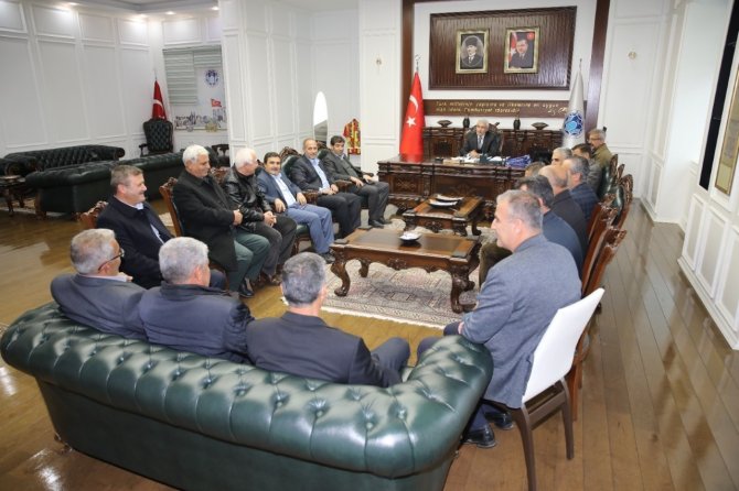 Battalgazi’deki Muhtarlardan Güder’e Hizmet Teşekkürü