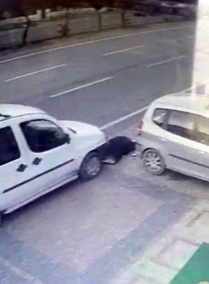 Otomobilin Çarptığı Kadın Yaşam Mücadelesini Kaybetti