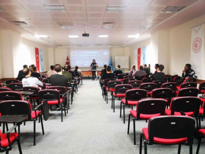 Diyarbakır’da 5 Bin 454 Kişiye Uyuşturucuya Karşı Eğitim Verildi