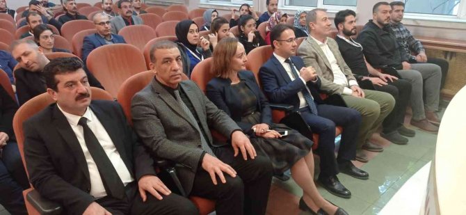 Yoğun Bakım Hemşerilerine Sertifikaları Verildi