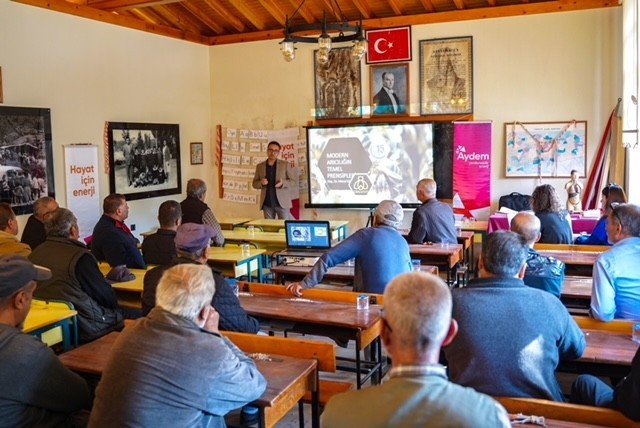 Sökeli Arıcılara Akademik Destek
