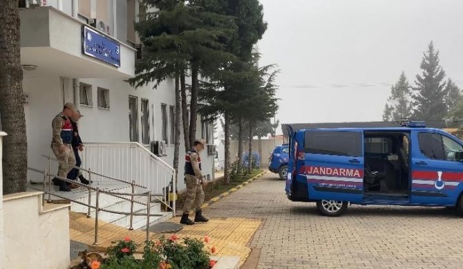 18 Yıl Kesinleşmiş Cezası Bulunan Firariyi Jandarma Yakaladı