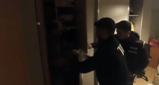 İ̇zmir Merkezli Fetö Operasyonunda 16 Tutuklama